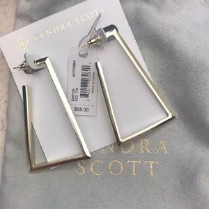 Kendra Scott — Easton Hoop Earrings In Gold